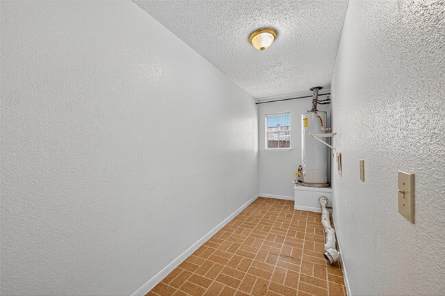 Building Photo - 4514 Treasure Trail