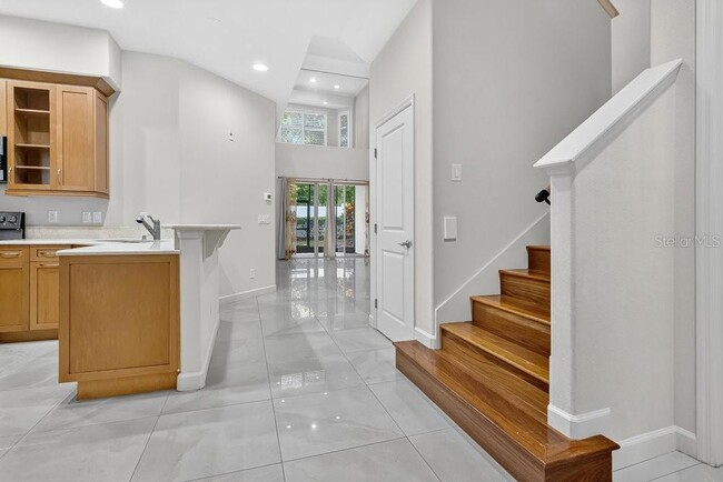 Building Photo - 8233 Tivoli Dr