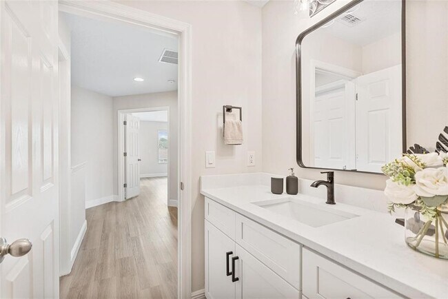 Building Photo - 3333 Atmore Terrace