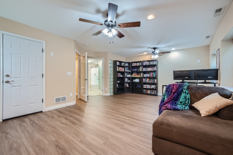 Building Photo - 2698 Avalanche Heights