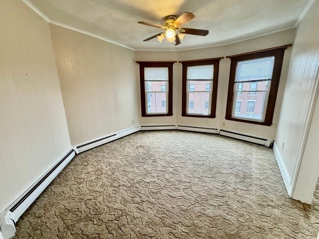 Building Photo - 720 Cambridge St