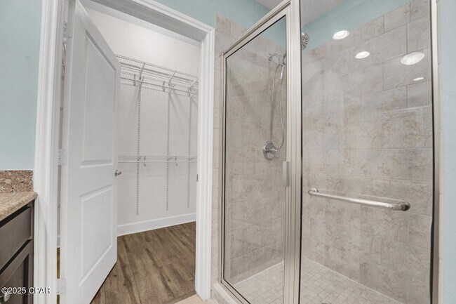 Building Photo - 8700 Front Beach Rd