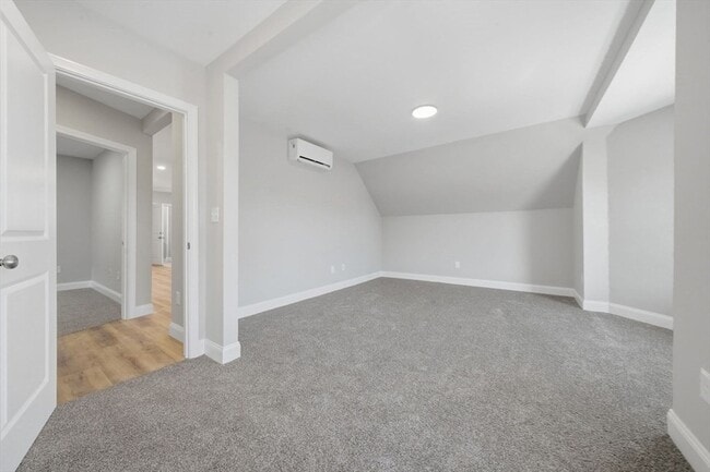 Building Photo - 1 Clough St