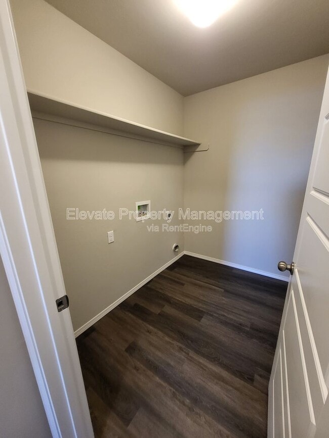 Building Photo - 1920 Mason Ln