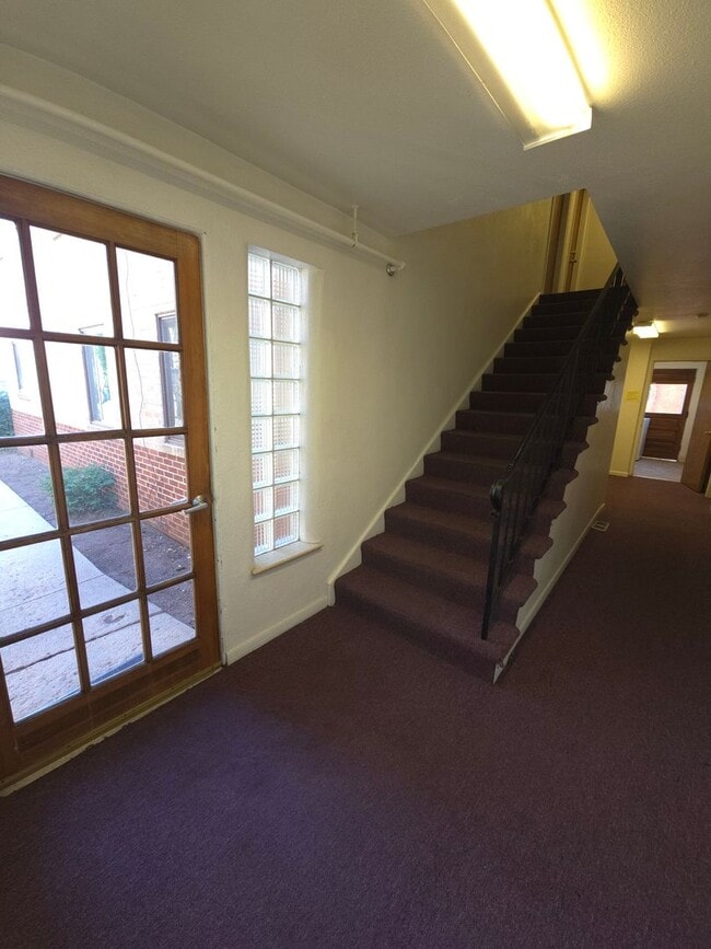 Interior Photo - 1020 14th