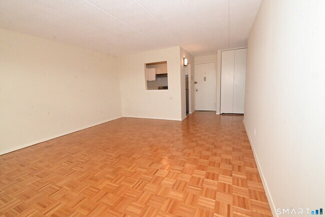 Building Photo - 27 Northill St