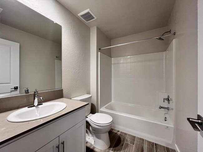 Building Photo - 2909 E Veleta Dr