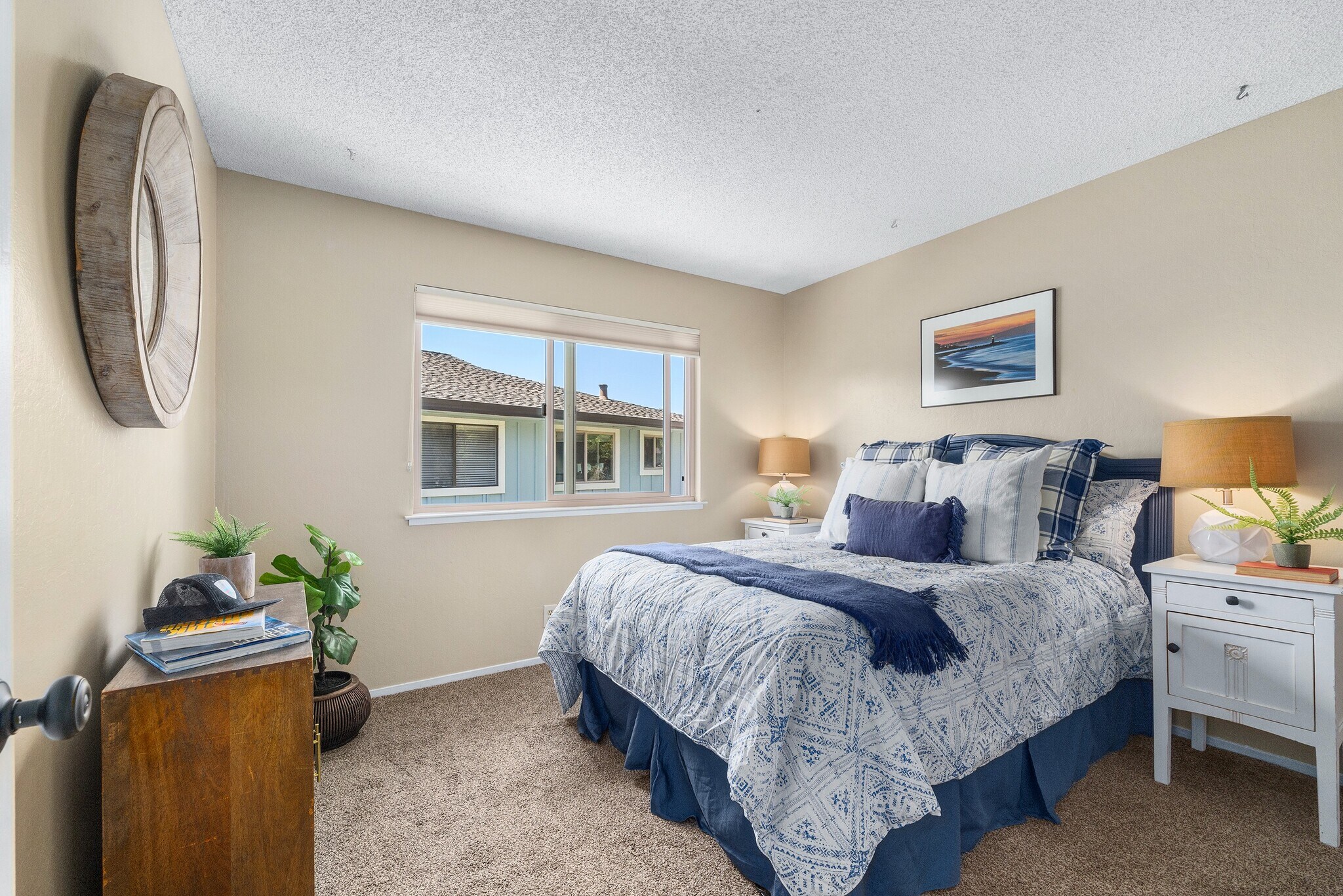 Building Photo - 930 Ponselle Ln