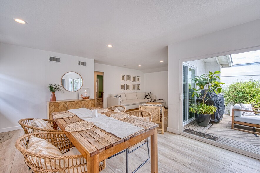 Building Photo - 234 Prospect St