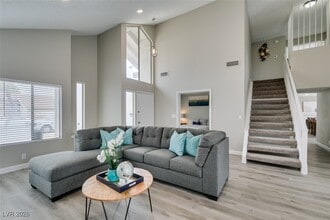 Building Photo - 6585 Minton Ct