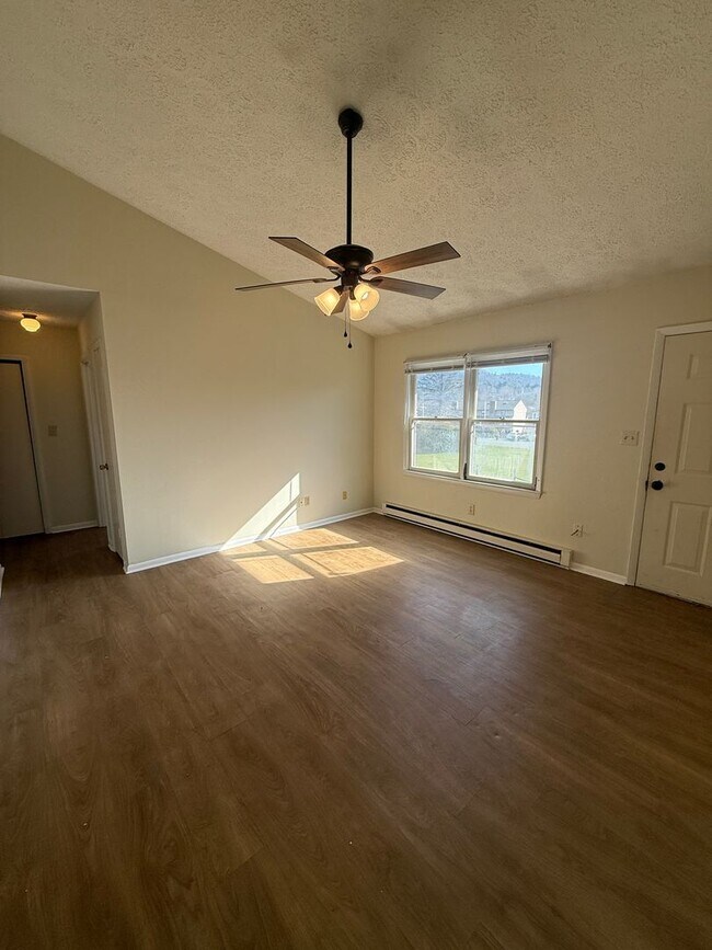 Building Photo - power260