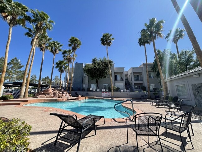 Building Photo - DOWNSTAIRS GREEN VALLEY CONDO | COVERED PATIO | COMMUNITY POOL + FITNESS CENTER