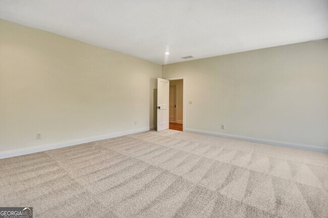 Building Photo - 255 Cicely Wy