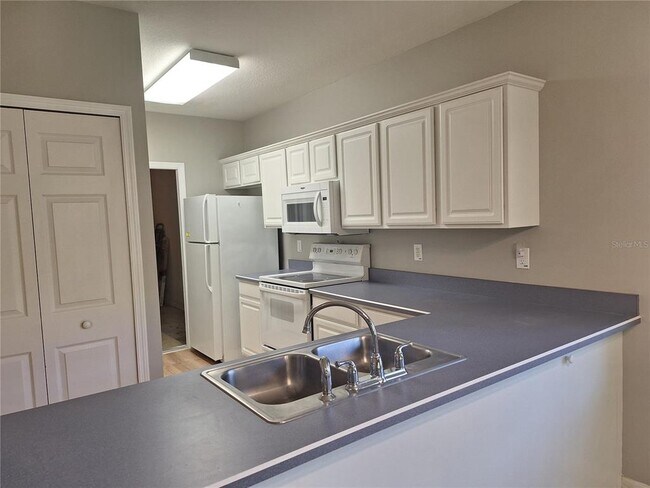 Building Photo - 140 Turnbull Villas Cir