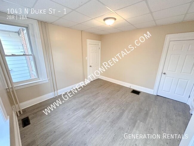 Building Photo - 1043 N Duke St