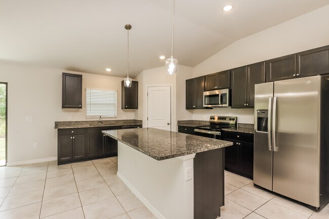 Building Photo - 3007 51st St W