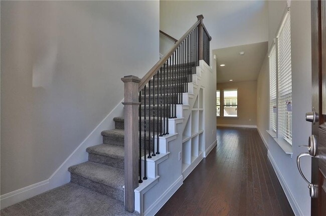 Building Photo - 10606 Turnbull Loop