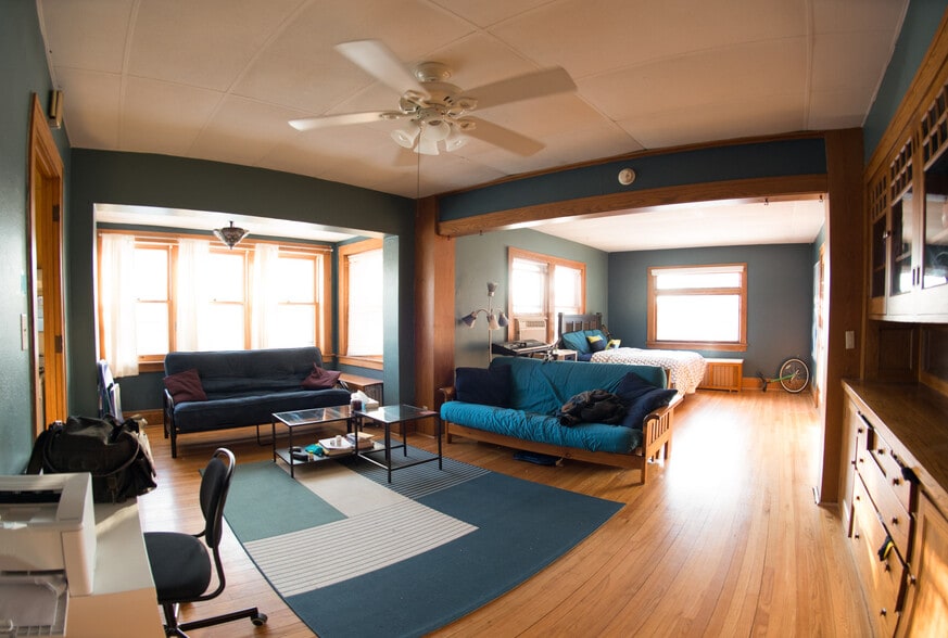 Studio layout, original red oak floors and millwork. - 430 E. Jefferson Street