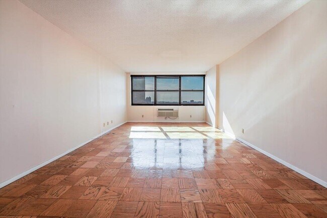 Building Photo - 7000 JFK Blvd E