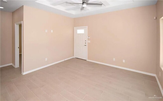 Building Photo - 23 West Dr