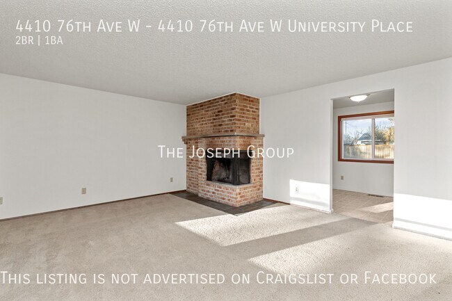 Building Photo - Sun-filled 2BD/1BA in University Place Duplex