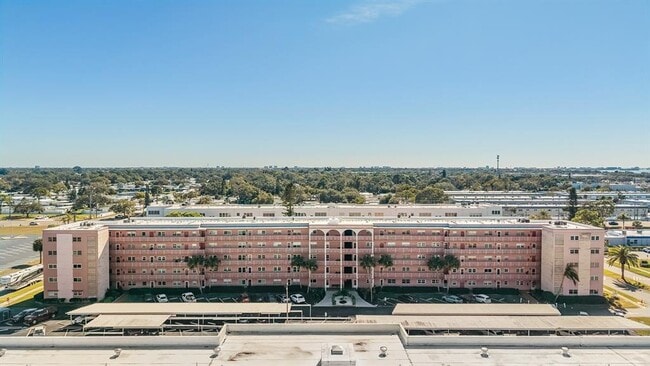 Building Photo - 5521 80th St N