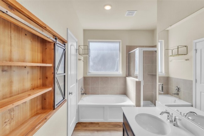 Building Photo - 4819 Eagles Glen Dr