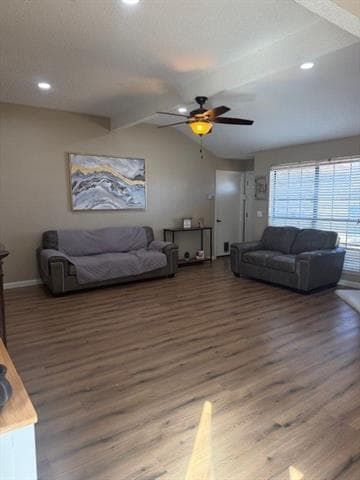 Building Photo - 604 Red Coat Ln