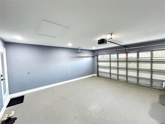 Building Photo - 128 Sandalwood Dr