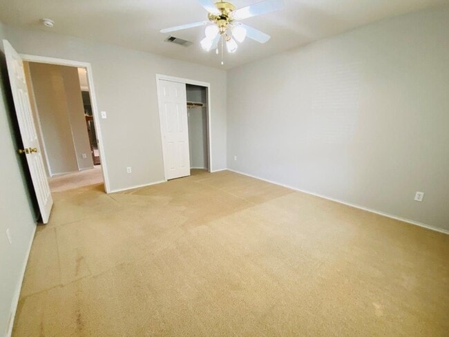 Building Photo - 207 Golden Gate Dr