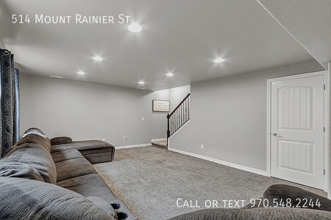Building Photo - 514 Mount Rainier St