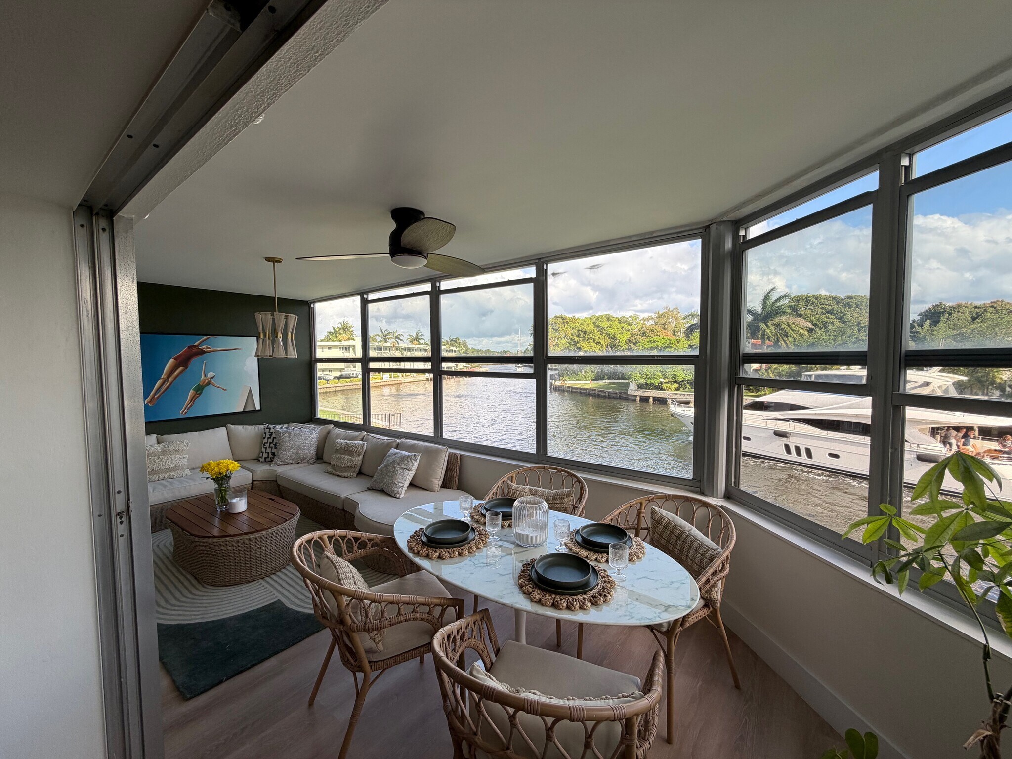 Building Photo - 818 SE 4th St