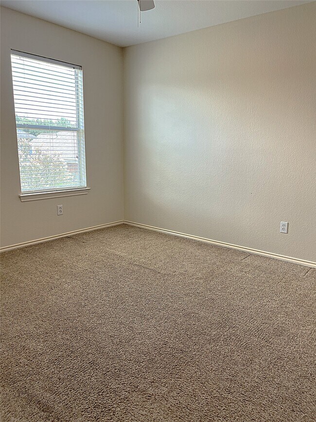 Building Photo - 12919 Cascadia Knoll Ct