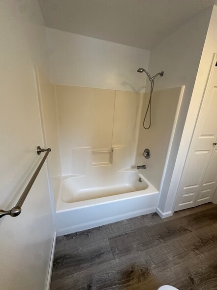 Bathroom - 394 County Route 76