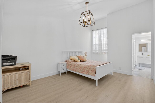 Building Photo - 5328 Buckhead Cir