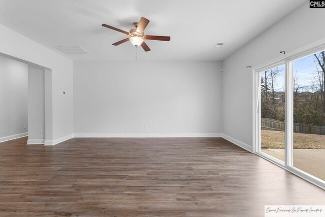 Building Photo - 409 Silver Anchor Dr