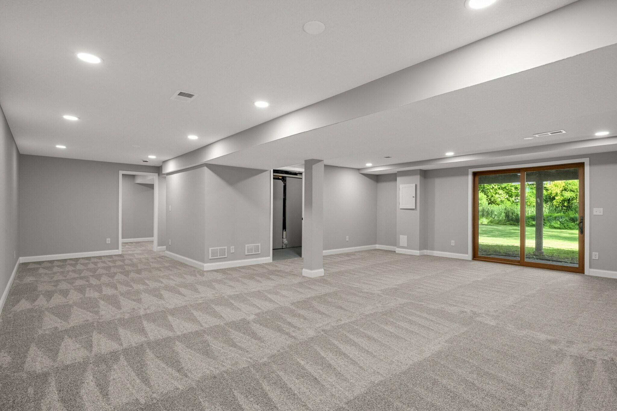 Building Photo - 11004 Oak Knoll Ter N