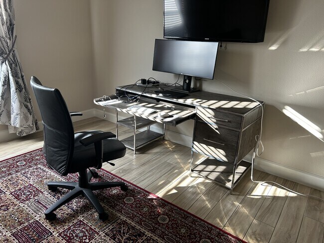 Building Photo - 4622 Benito Ct