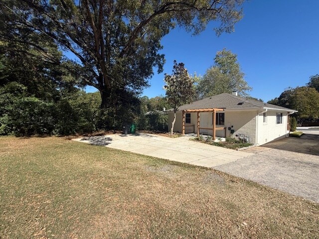 Building Photo - 2123 Thurmond Pl