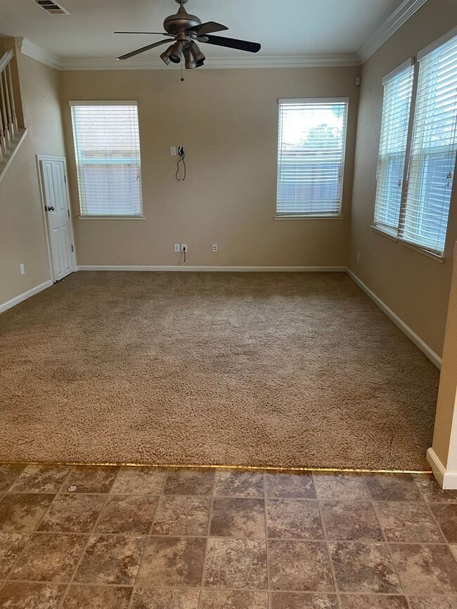 Building Photo - Beautiful 3 Bedroom Home in South Manteca – Prime Location!