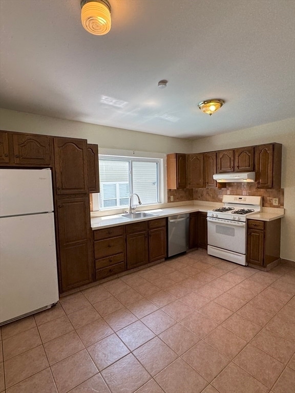 Building Photo - 10 Laurel Terrace