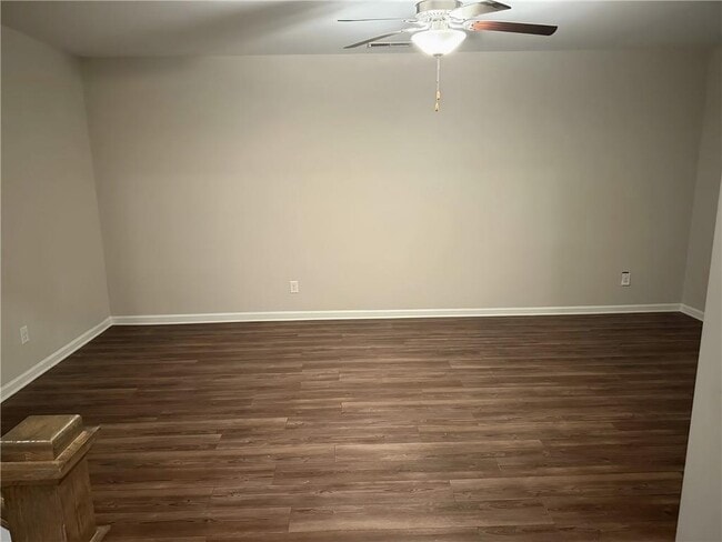 Building Photo - 4245 Essex Pond Wy