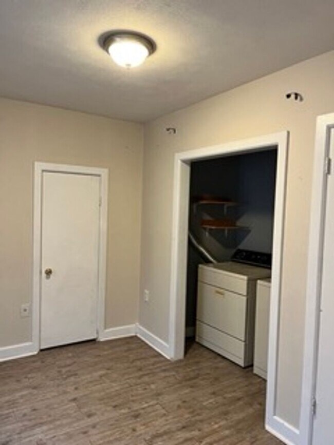 Building Photo - 1 bedroom in North Spokane!