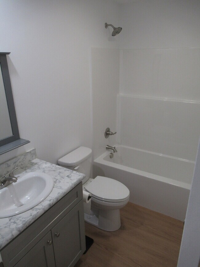 Building Photo - Brand-New 2-Bedroom, 2-Bath Home for Rent in Maiden!