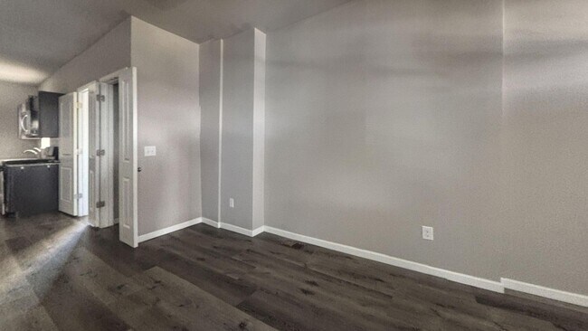 Building Photo - Updated 3-Bedroom Home in West Philly | Modern Finishes Throughout