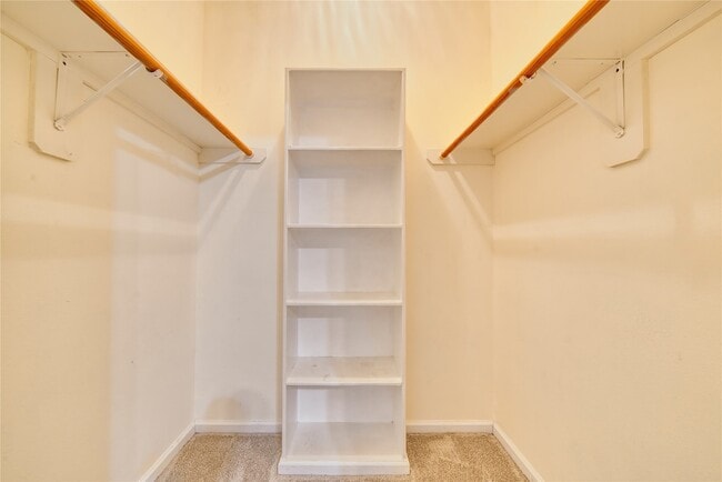 Building Photo - 770 Hunt Rd