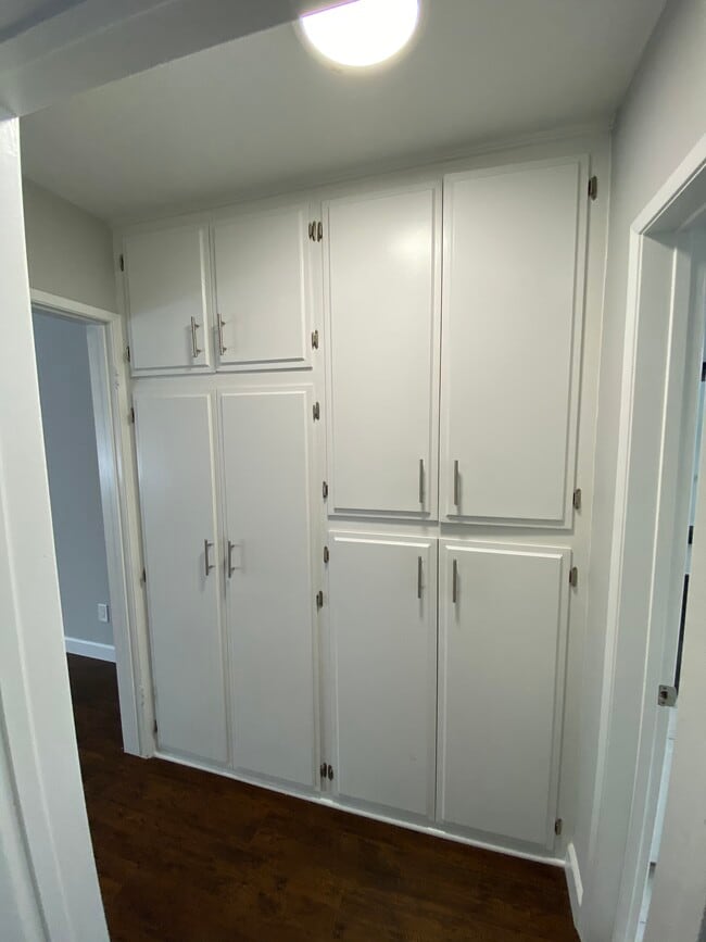 Storage - 3400 Greenfield Ave