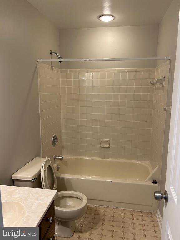 Building Photo - 5362 Sequoia Farms Dr