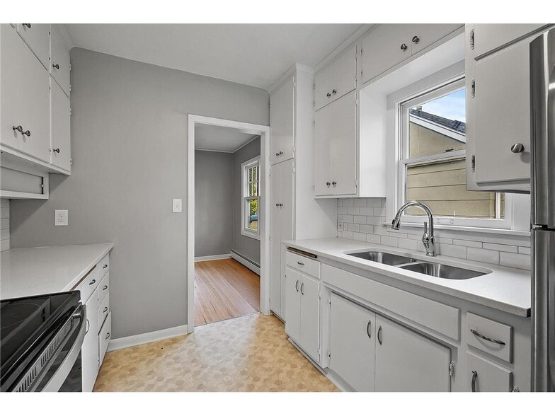 Building Photo - 2082 Berkeley Ave
