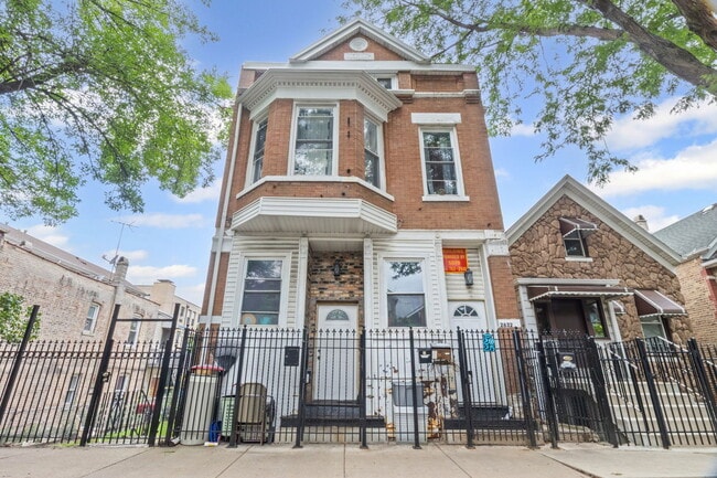 Primary Photo - 2632 W 23rd Pl